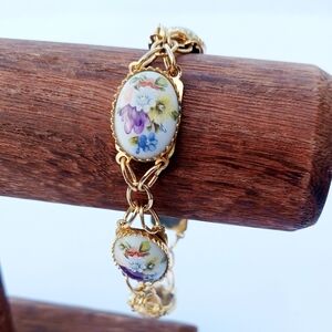 Floral Bracelet Hand Painted Italy Gold Tone White Purple Flowers Soft Vintage